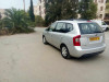 Kia Carens 2007 140