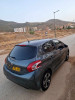 Peugeot 208 2015 Active+ Tout option