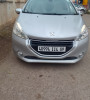 Peugeot 208 2014 Silver Line