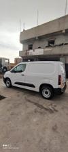 Fiat Doblo 2024 Dz