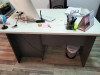 Bureau+pc HP all in one + chaise le tout à56000 da