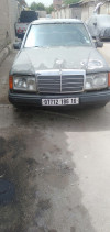 Mercedes Classe E 1986 Classe E