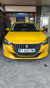 Peugeot 208 2021 