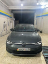 Volkswagen Golf 8 2022 Style plus (kit R-line d'origine de la maison)