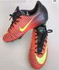 Chaussures ou souliers de football - crampons - Nike Mercurial en bon état, pointure 38