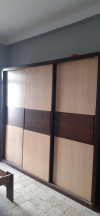 Vend armoire MDF MASSIF