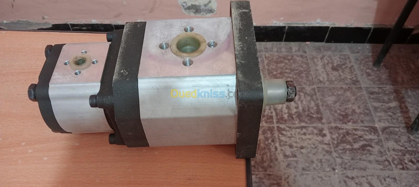 Pompe hydraulique double corps engin 