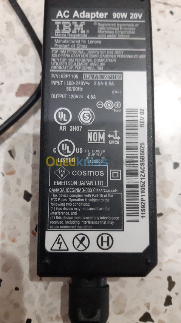 Chargeurs d'origine Lenovo