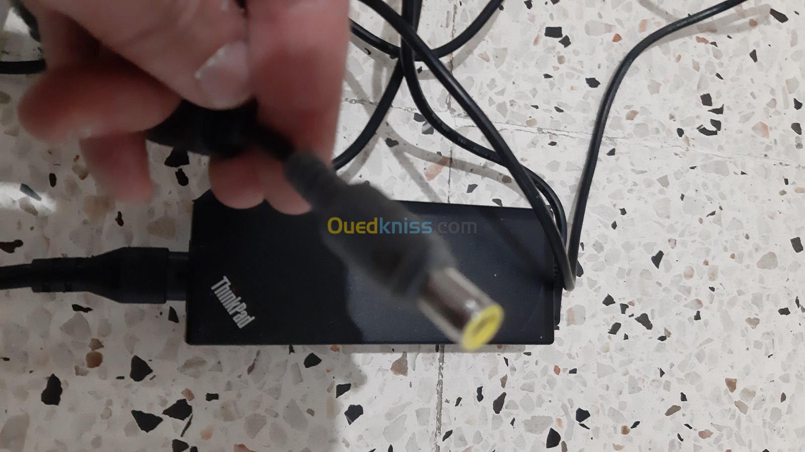 Chargeurs d'origine Lenovo