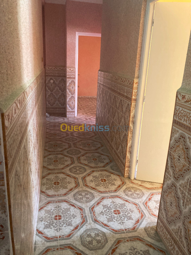 Vente Appartement F4 Alger Bordj el bahri