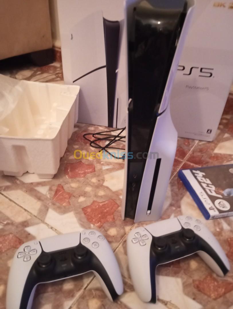 PlayStation 5 slim +manette+CD FC 2024