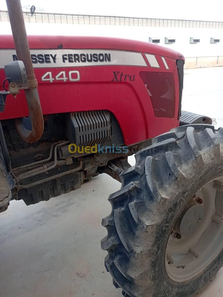 Massy Ferguson Xtra 440 2015