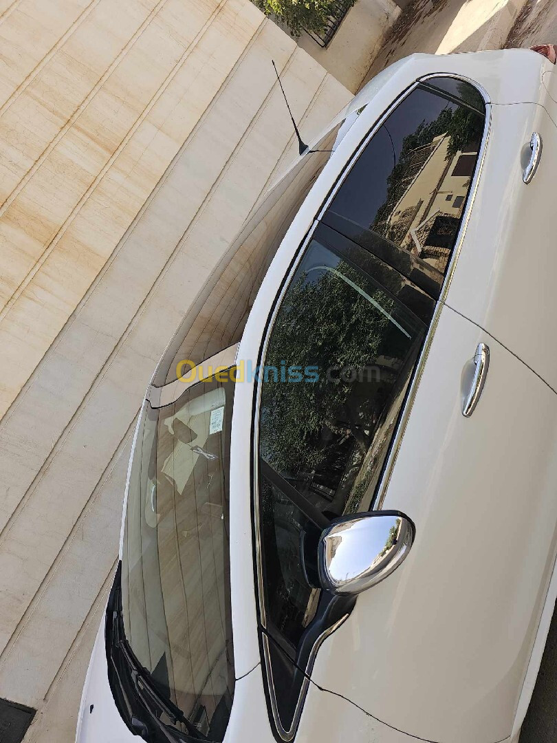 Peugeot 208 2014 Allure