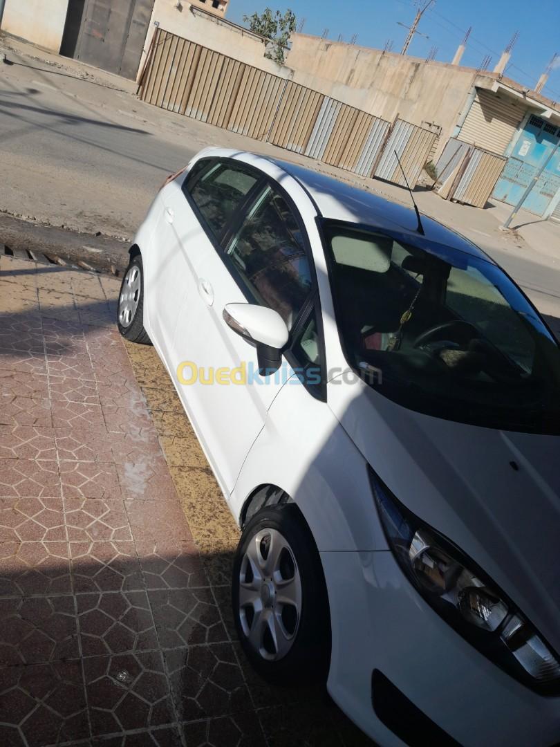 Ford Fiesta 2015 City