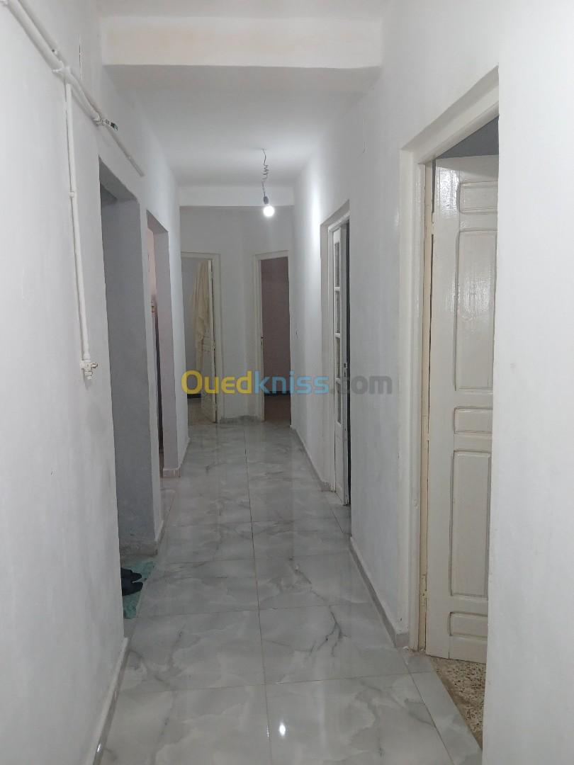 Location Appartement F4 Mostaganem Mostaganem