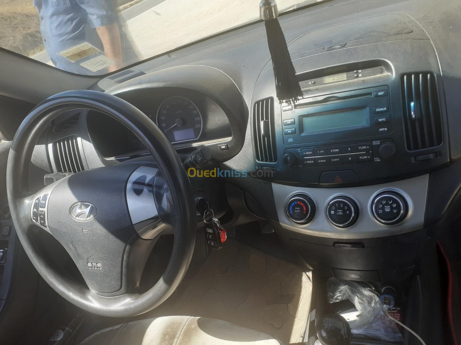 Hyundai Elantra 2012 2012