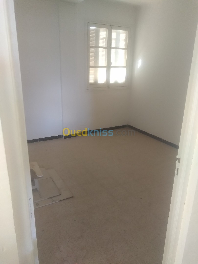 Location Appartement F3 Tipaza Douaouda