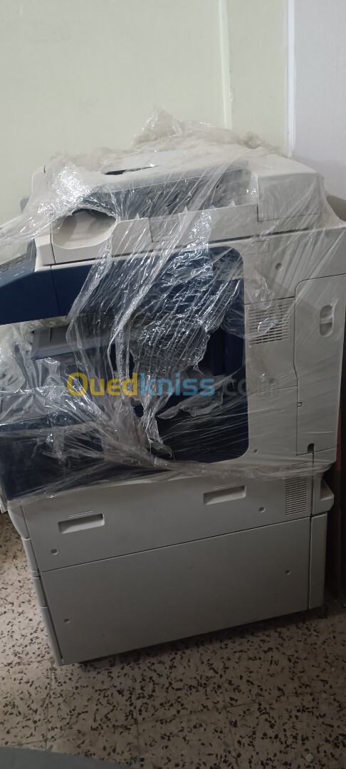 Imprimante multifonction couleur laser XEROX 7835i 