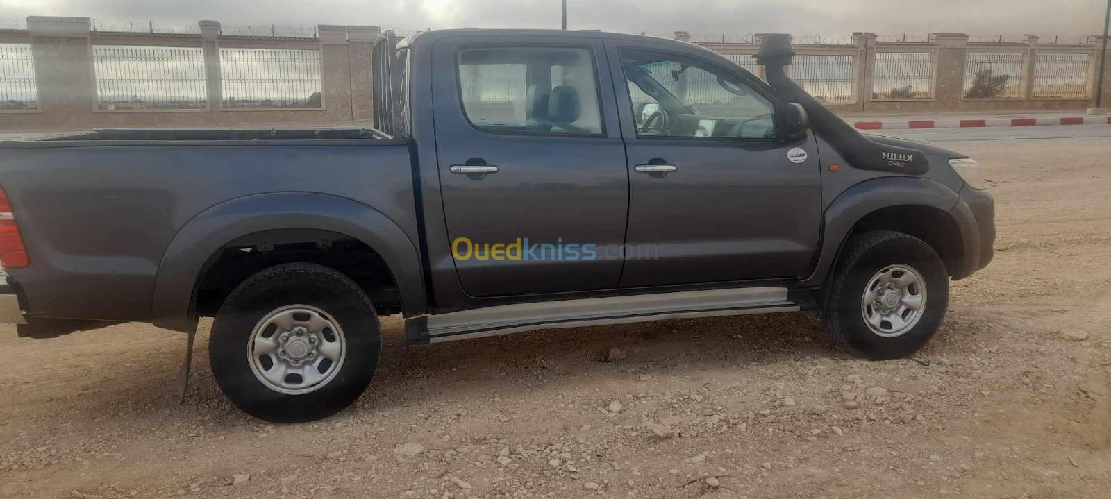 Toyota Hilux 2015 LEGEND DC 4x4 Pack Luxe