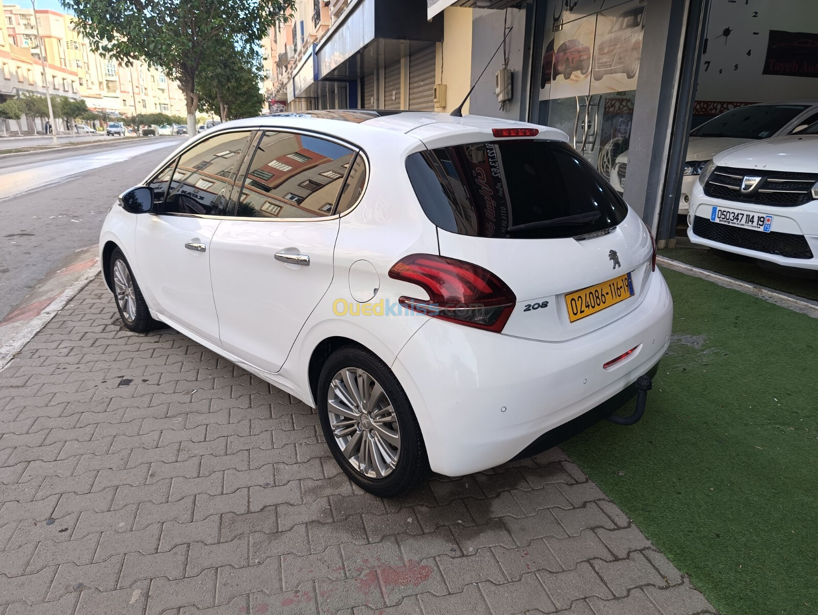 Peugeot 208 2016 Allure Facelift