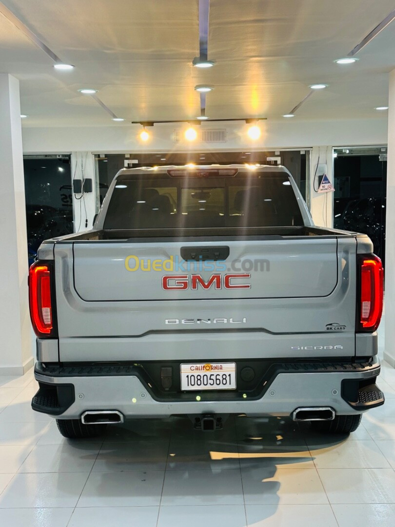 GMC DENALI 2024 