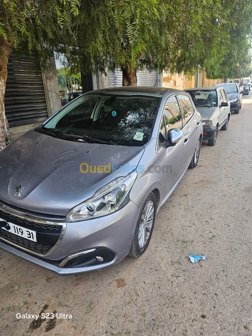 Peugeot 208 2019 Allure Facelift