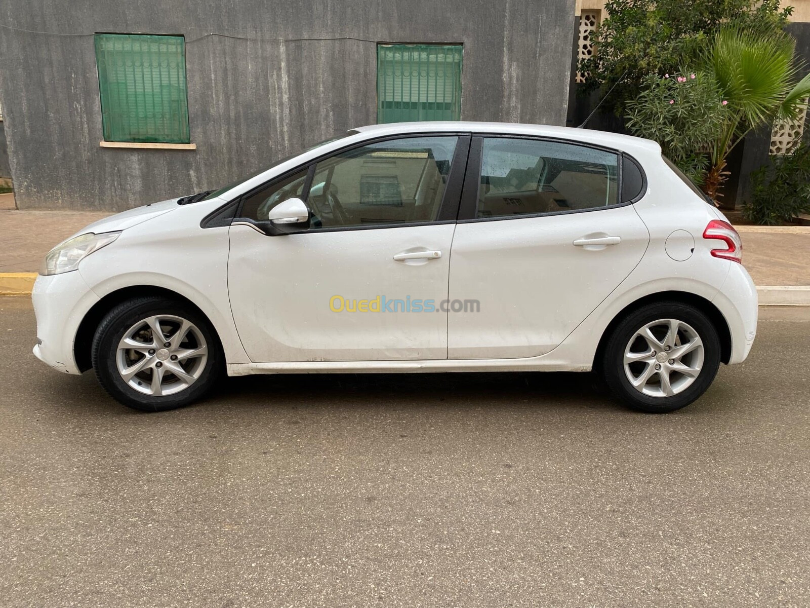 Peugeot 208 2014 Access