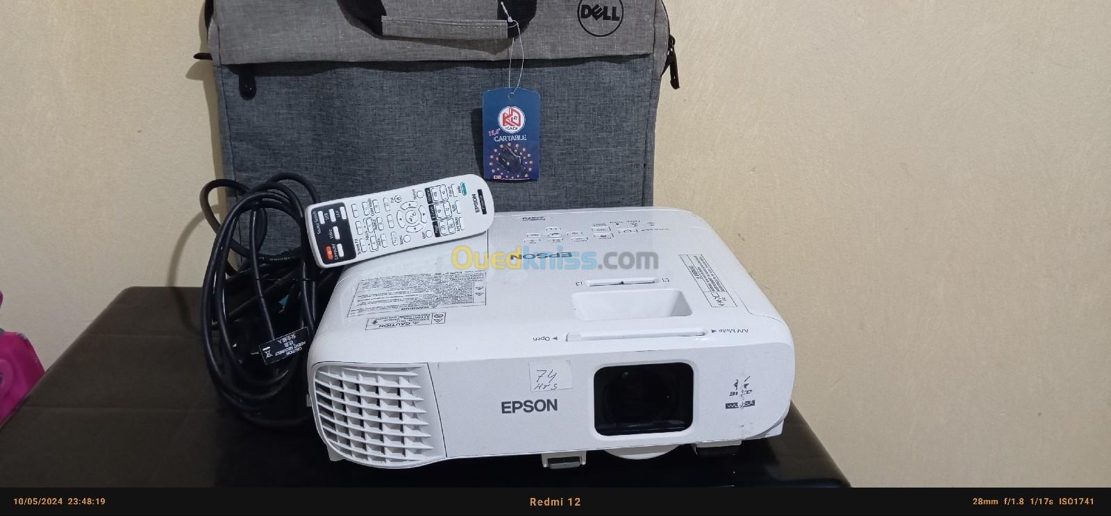 Vidéoprojecteur Datashow wifi intégré Epson powerlite 2247U