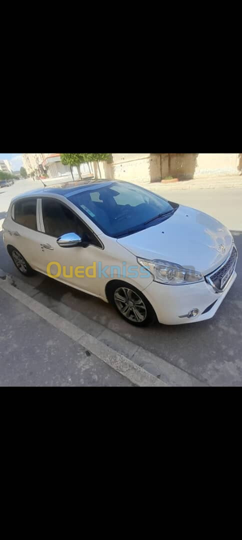 Peugeot 208 2013 Allure