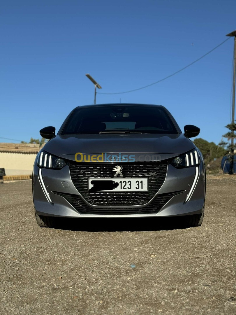 Peugeot 208 2023 Gt