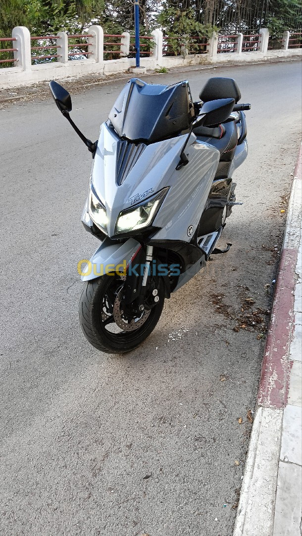 Tmax iron1 Yamaha 2015