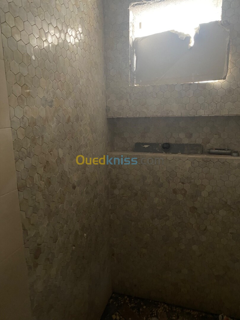 Vente Appartement F2 Alger Bordj el kiffan