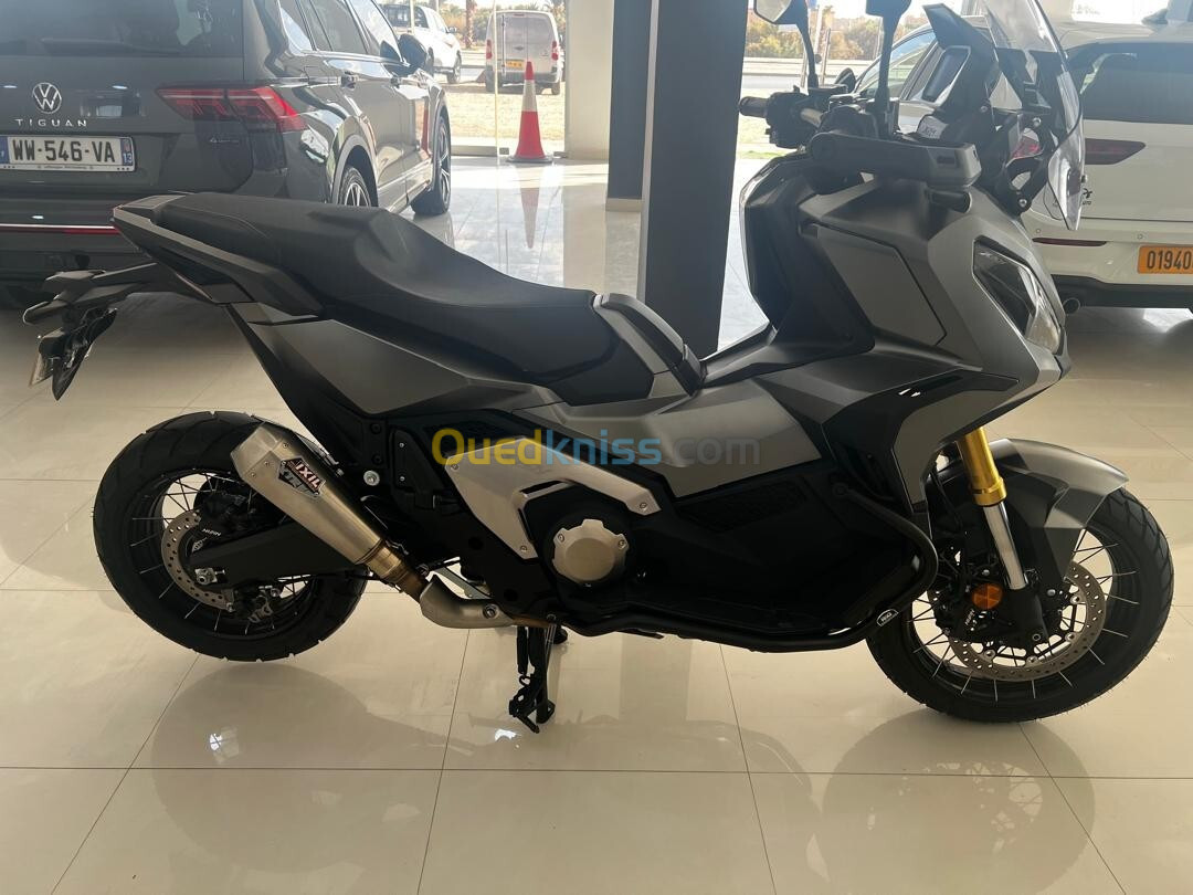 Honda X ADV 2023