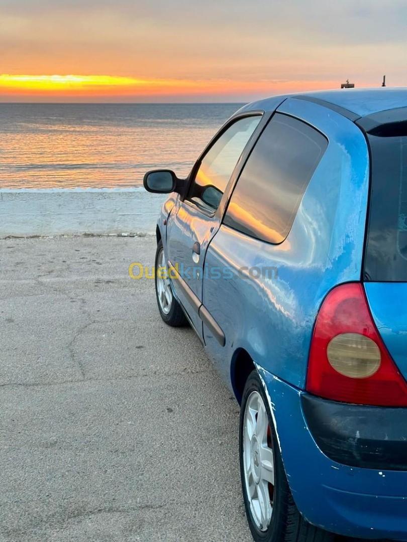 Renault Clio 2 2001 Extreme