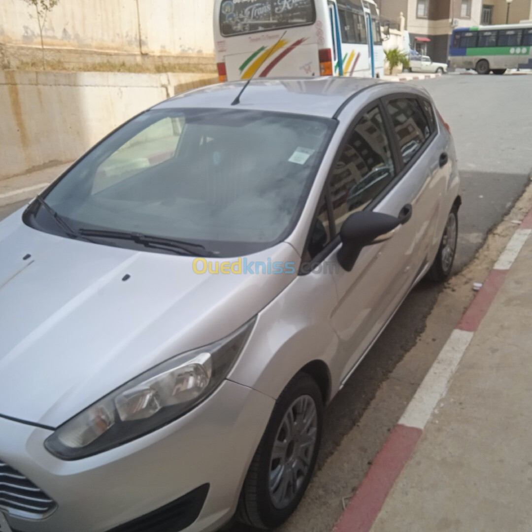 Ford Fiesta 2015 City