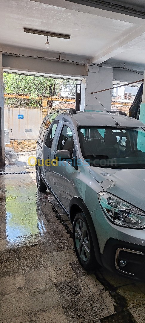 Renault Koongo Stepway 2024 