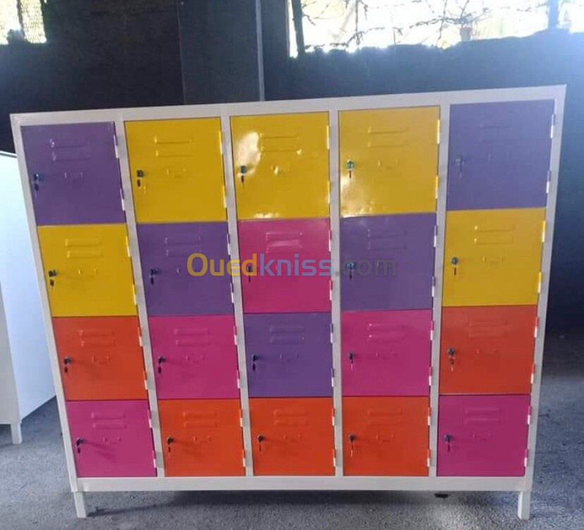 Armoire scolaire (Atelier)