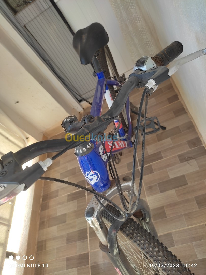 Vélo VTT 