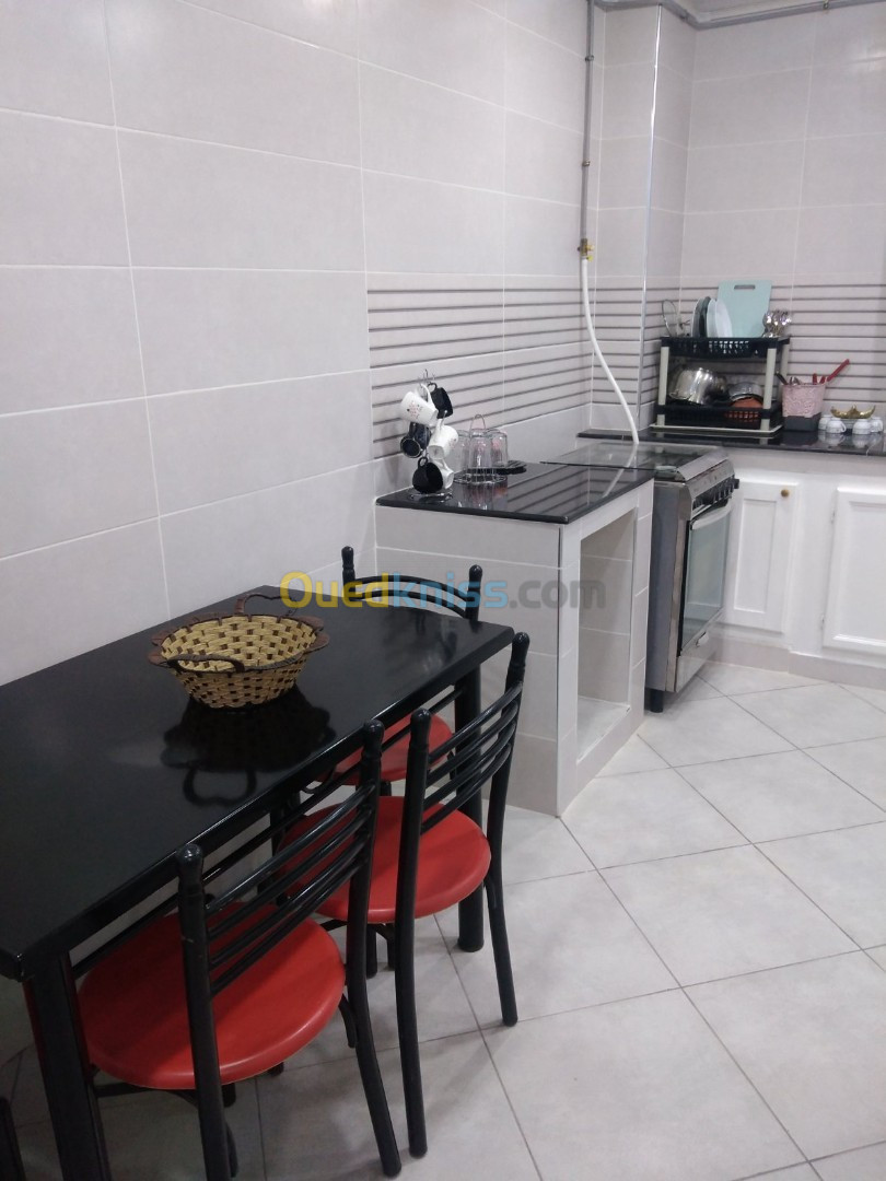 Location vacances Appartement F3 Jijel El aouana