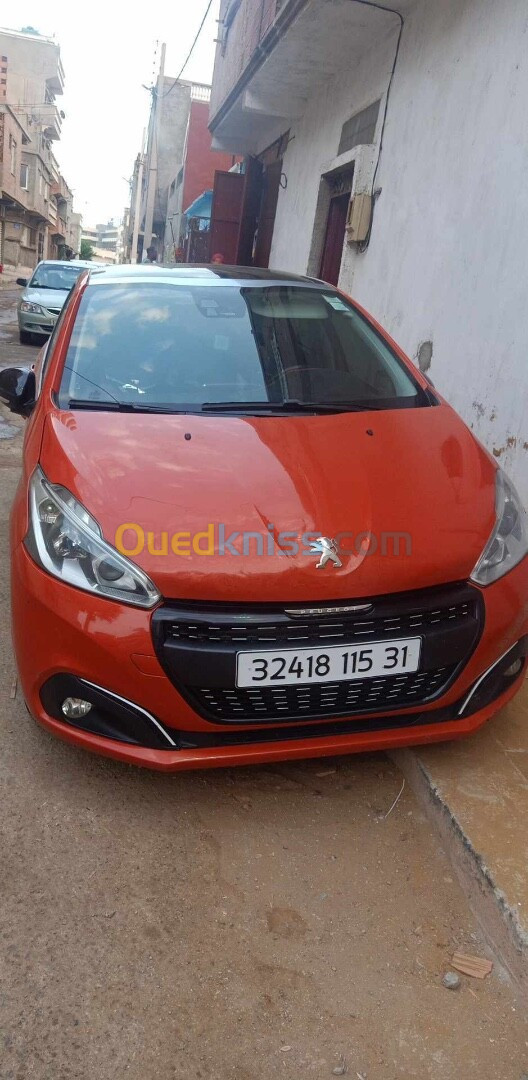 Peugeot 208 2015 Allure