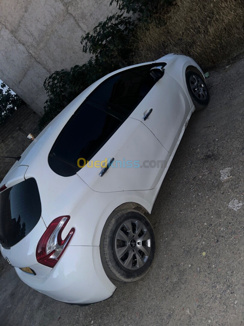 Peugeot 208 2013 208