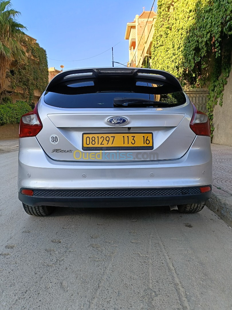 Ford Focus 5 portes 2013 Titanium