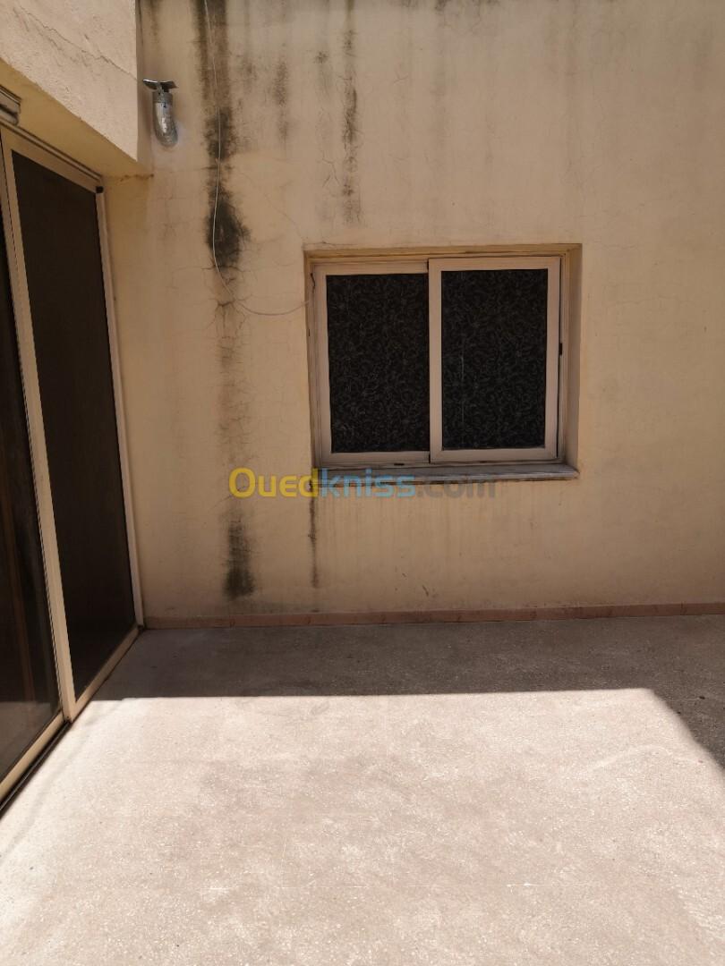 Location Niveau De Villa F3 Alger Kouba