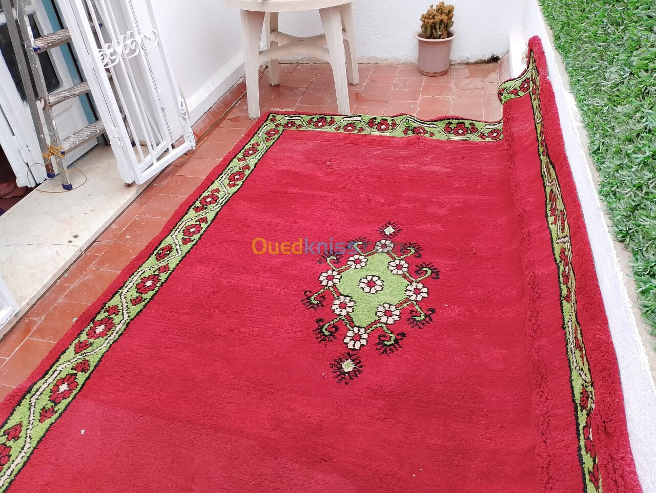 Tapis traditionnel de Tebessa rouge 