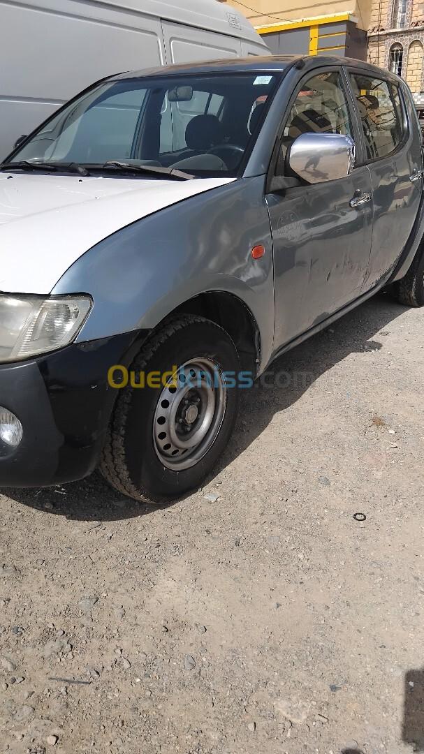 Mitsubishi L200 2009 Doube cabine Evolution