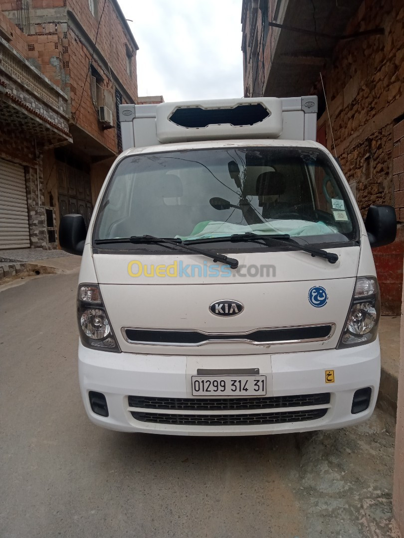 Kia K2700 2014