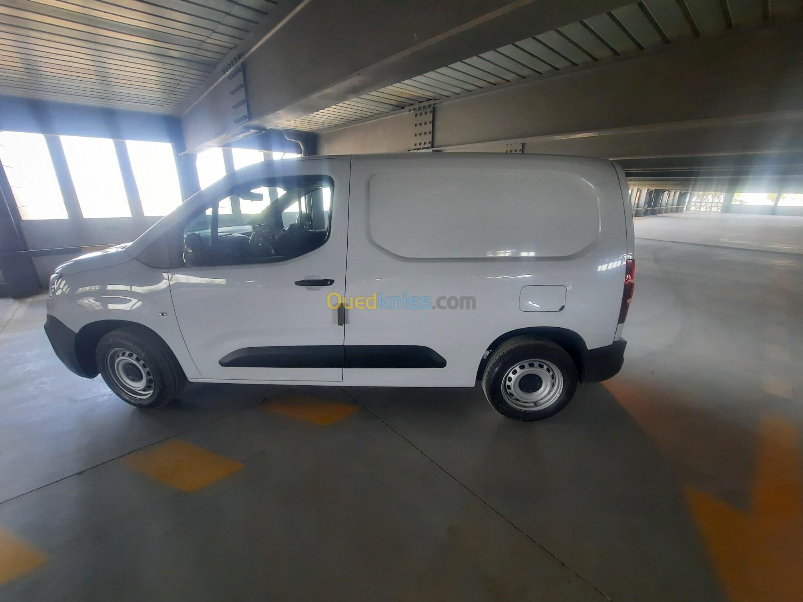 Fiat Doblo 2024 2024