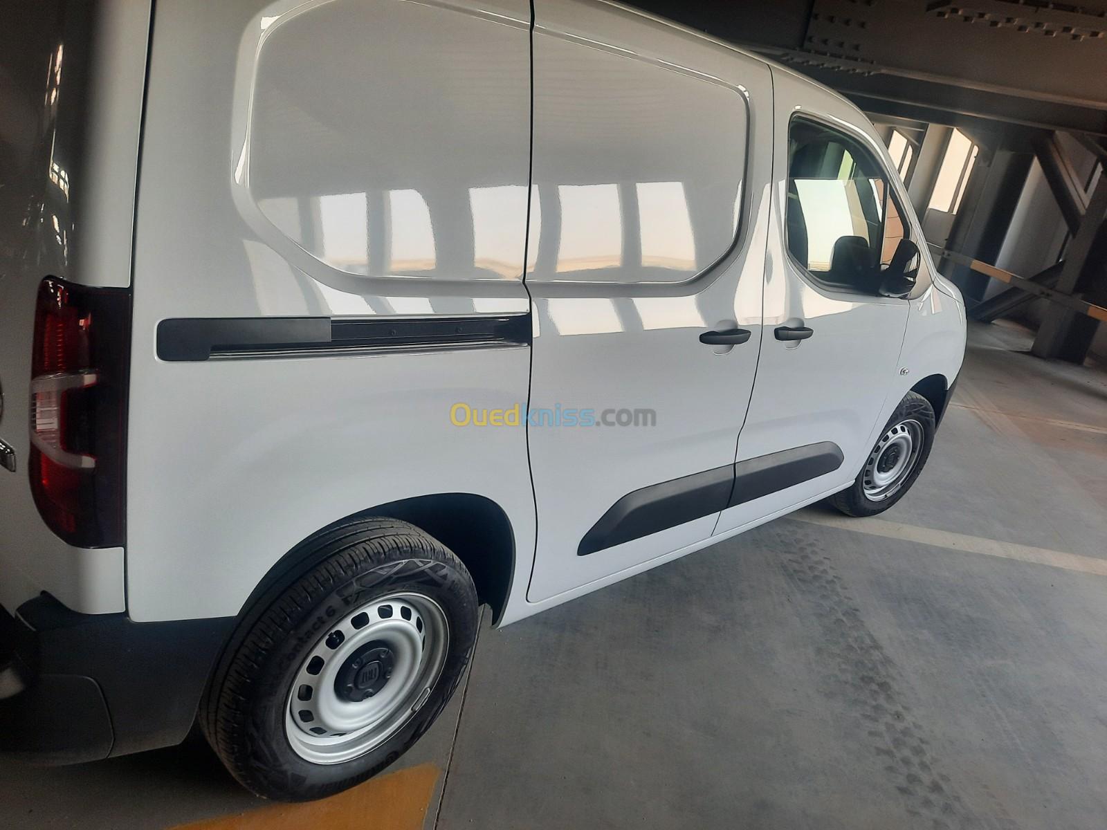 Fiat Doblo 2024 2024