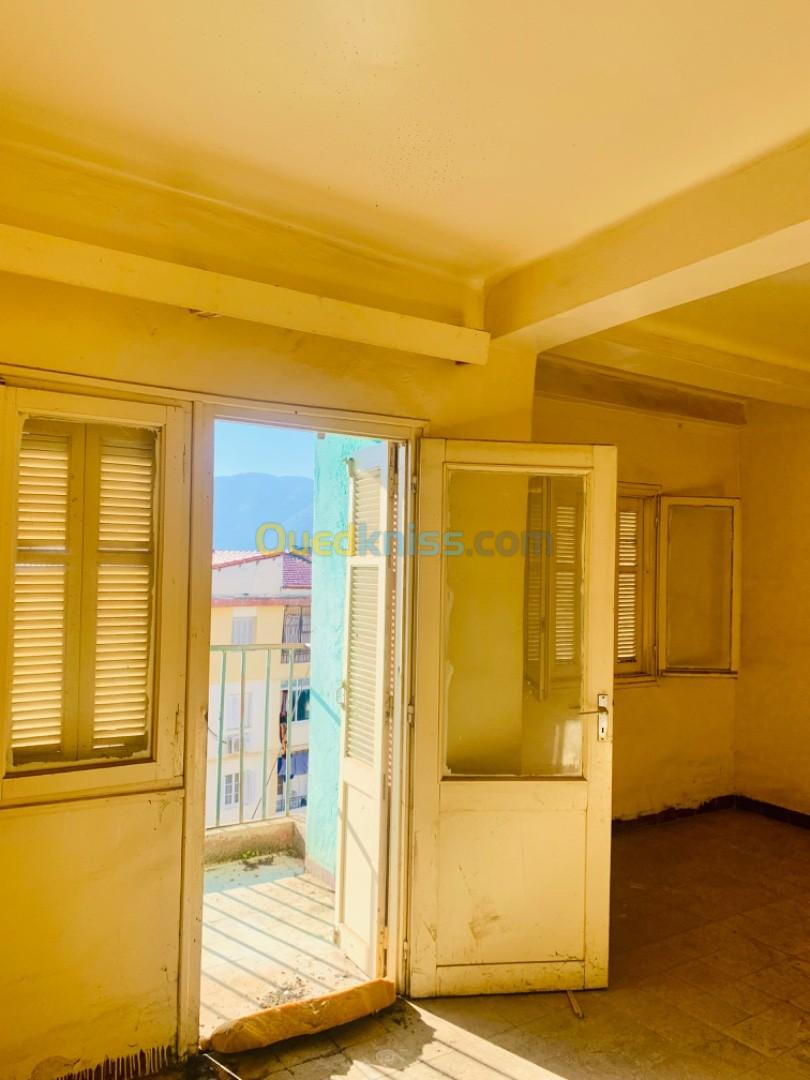 Vente Appartement F4 Bouira Kadiria