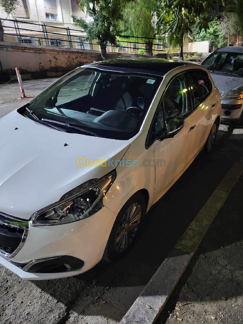 Peugeot 208 2019 Allure Facelift